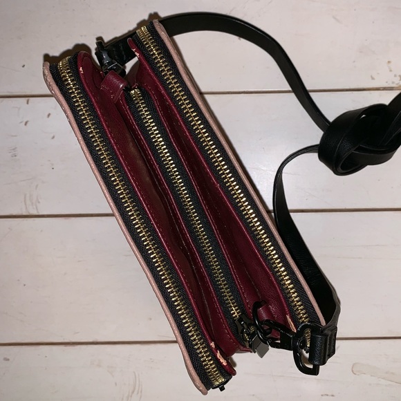 French Connection // Crossbody Purse - Picture 7 of 8